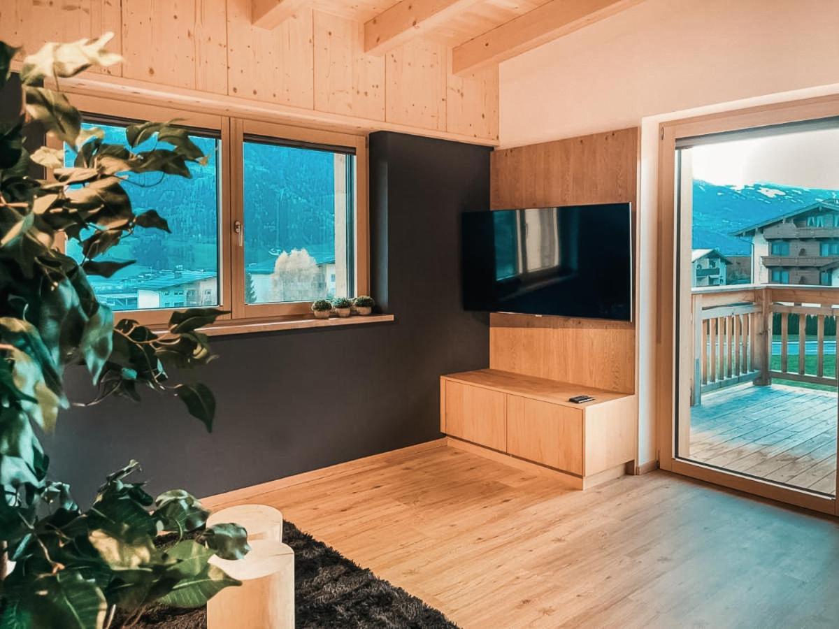 Gletscherblickstube - Sunny Balcony & Car Park By Alpenluxus Appartements Fuegen Luaran gambar